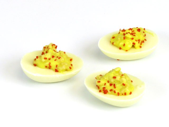 White Chocolate Deviled Egg - 1 oz