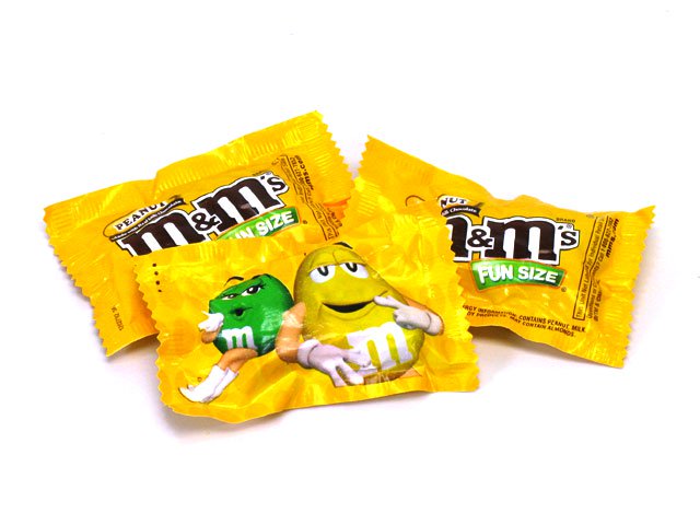 M&amp;M&#039;s Peanut Fun Size - 1 piece