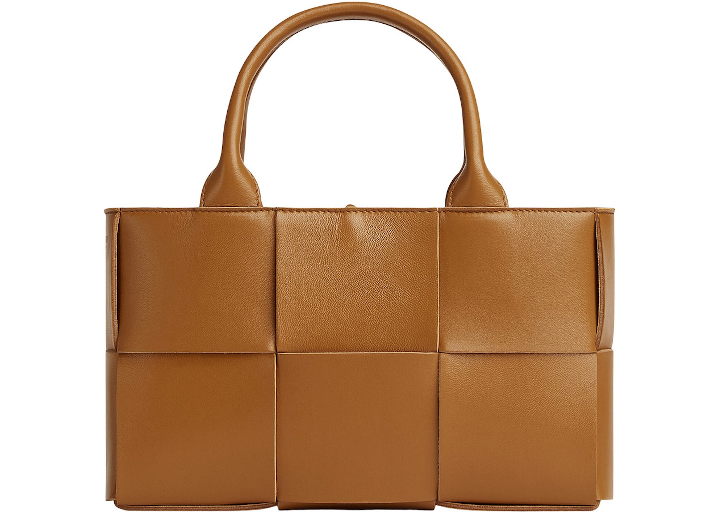 bottega veneta arco tote bag in tan