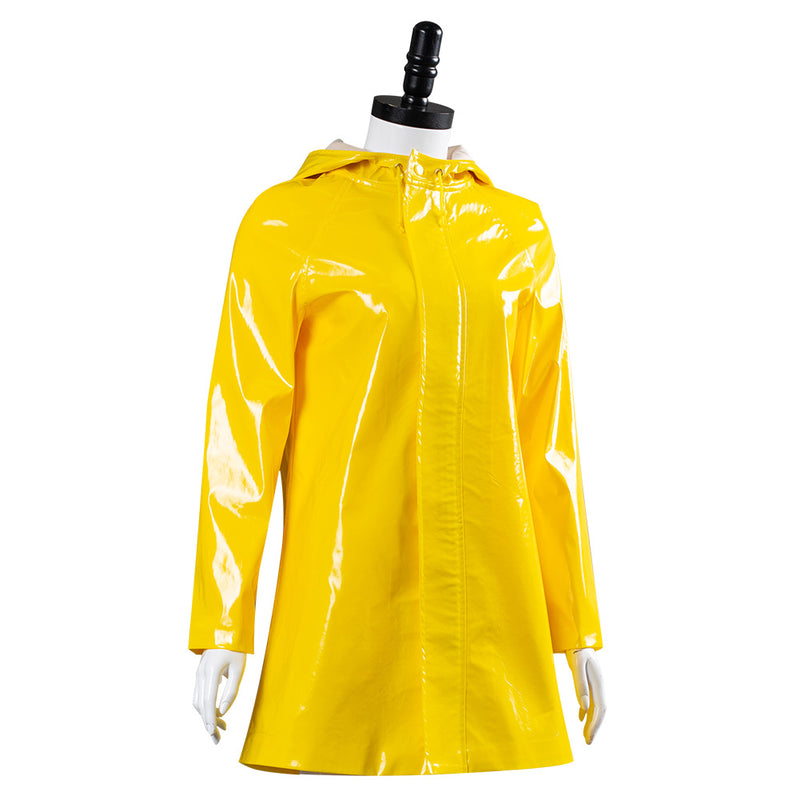 Coraline & the Secret Door- Coraline Jones Outfits Yellow Coat Hallowe