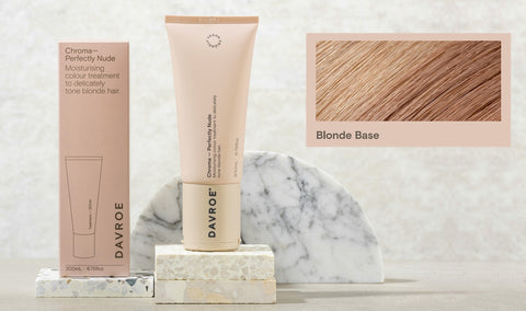 Davroe Chroma Perfectly Nude Moisturising colour treatment to delicately tone blonde hair.  Containing Macadamia nut extract, this Perfectly Nude Chroma leaves blonde hair with a creamy hue, removing warm gold tones. Improves hair strength, while adding moisture, leaving hair nourished and revitalised.