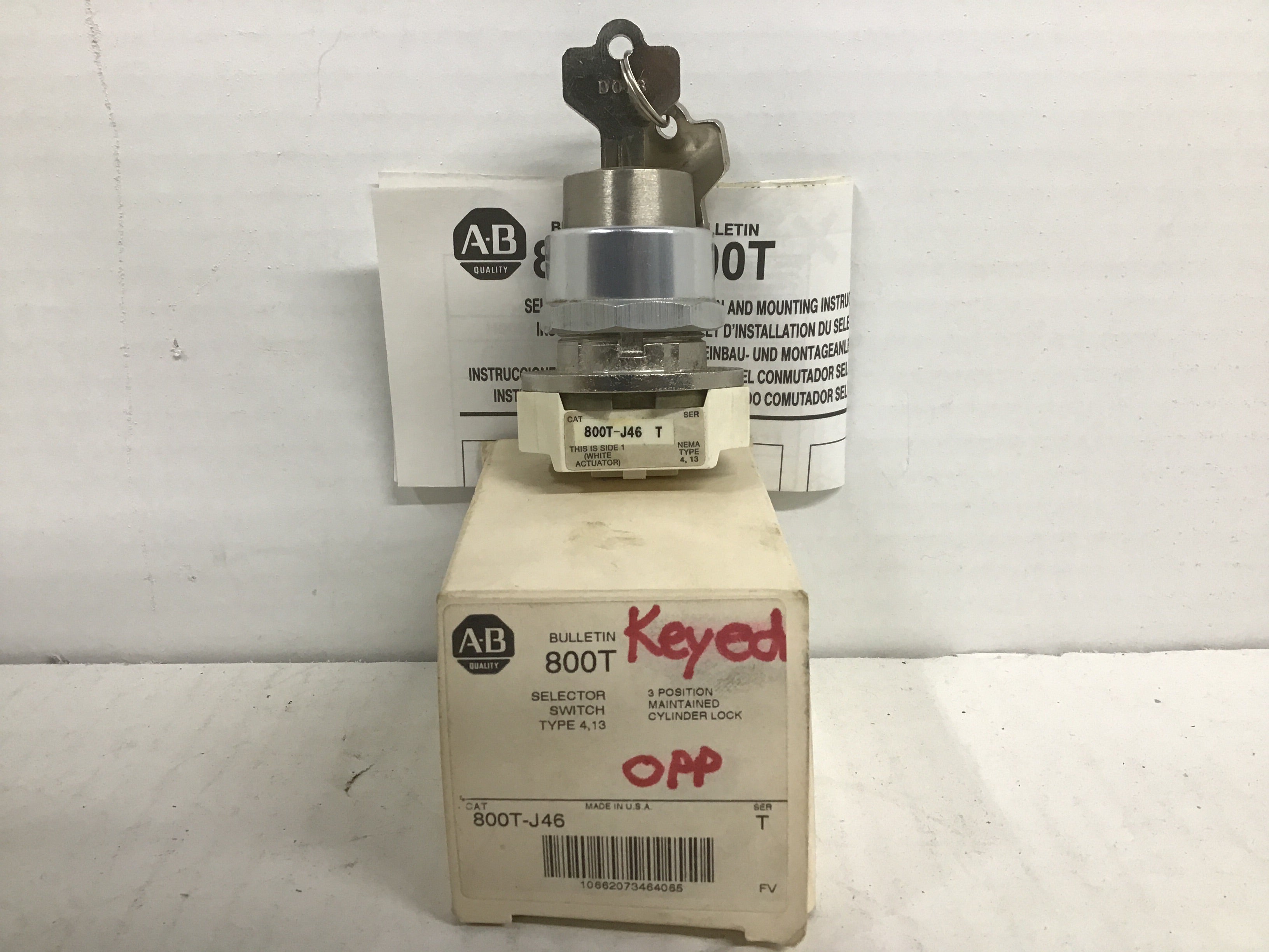 Keyed Operator Allen Bradley 800T-J46