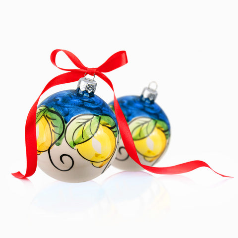 pictures of christmas balls