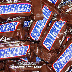 Snickers Bars - Fun-Size 15.8lb – CandyDirect.com
