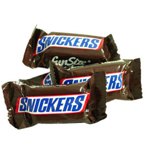 Snickers Bars - Fun-Size 15.8lb – CandyDirect.com