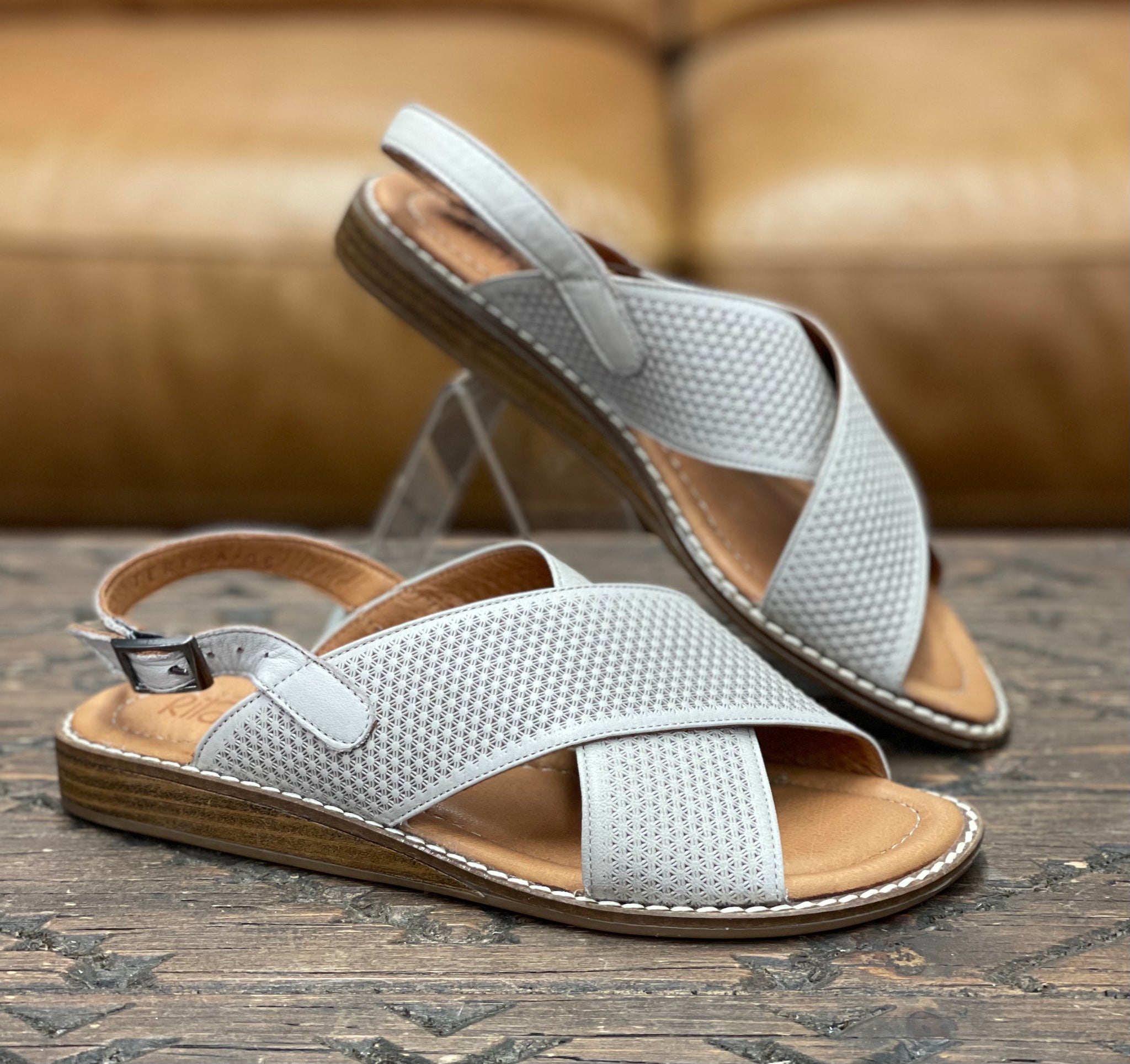 Rilassare Teresa Grey/Silver Sandal – Bossi Boots