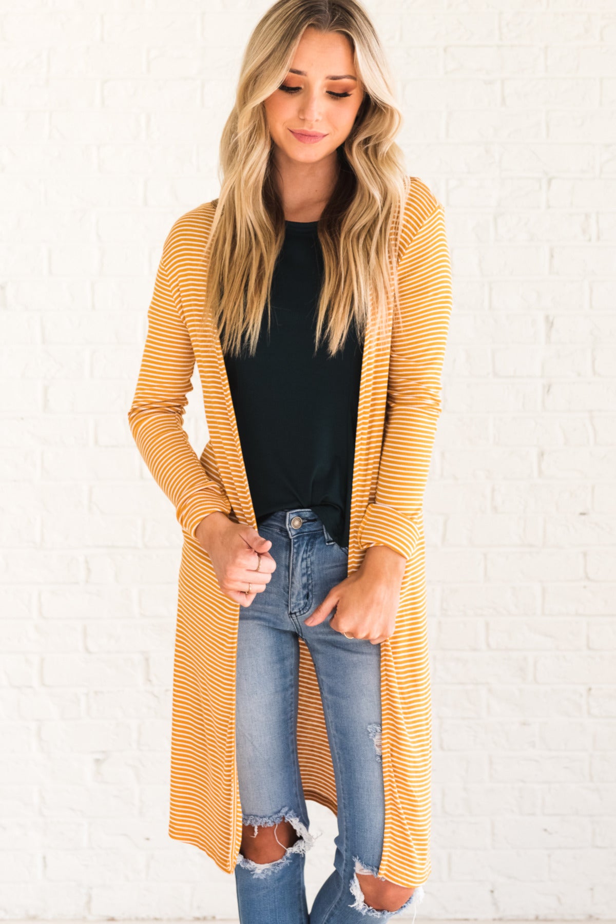 how to wear mustard yellow sweater
