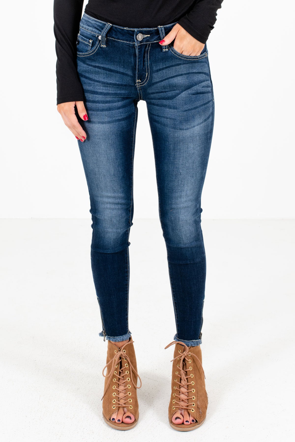 women's frayed skinny jeans