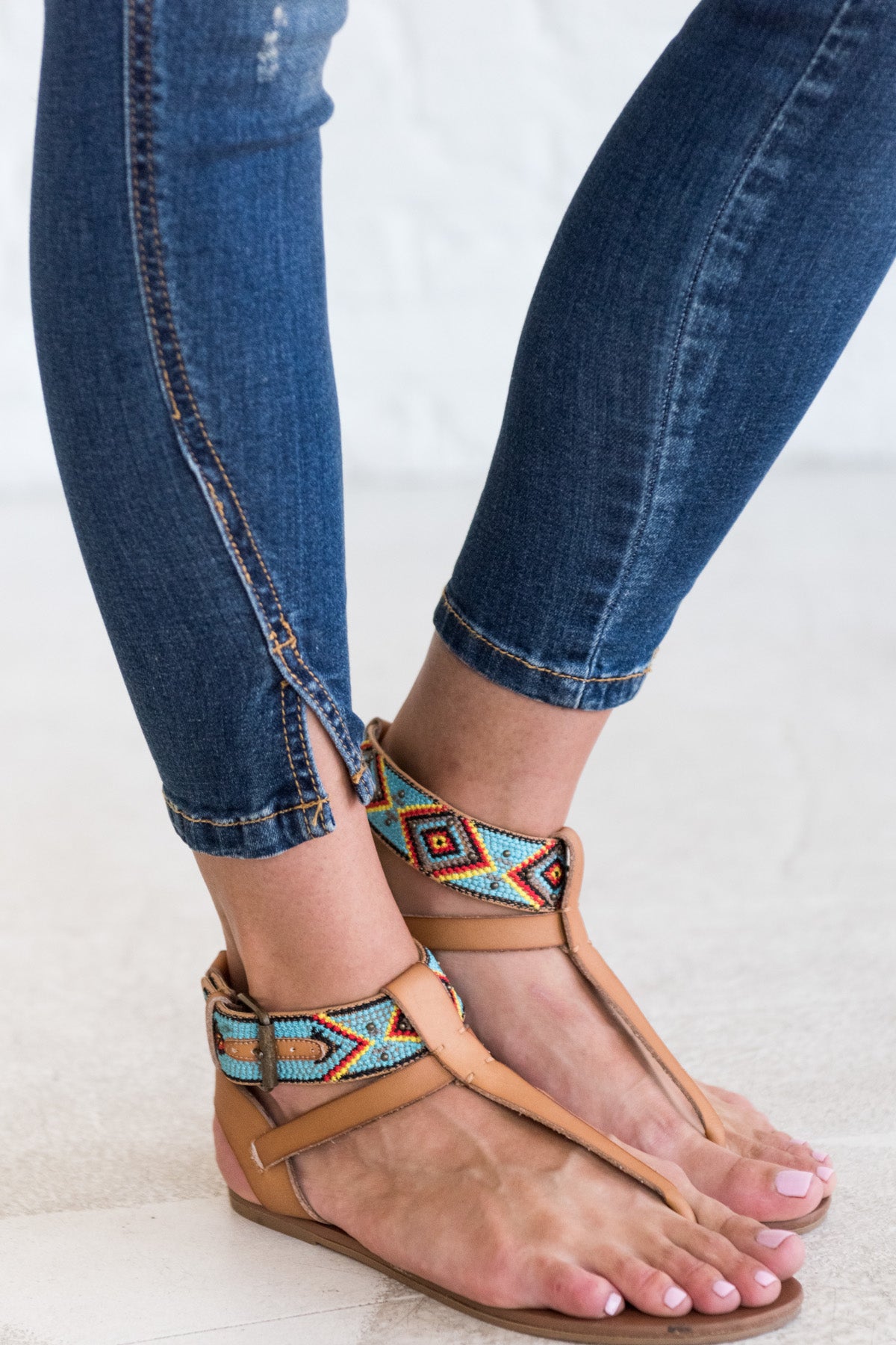 jeans with slits at ankle