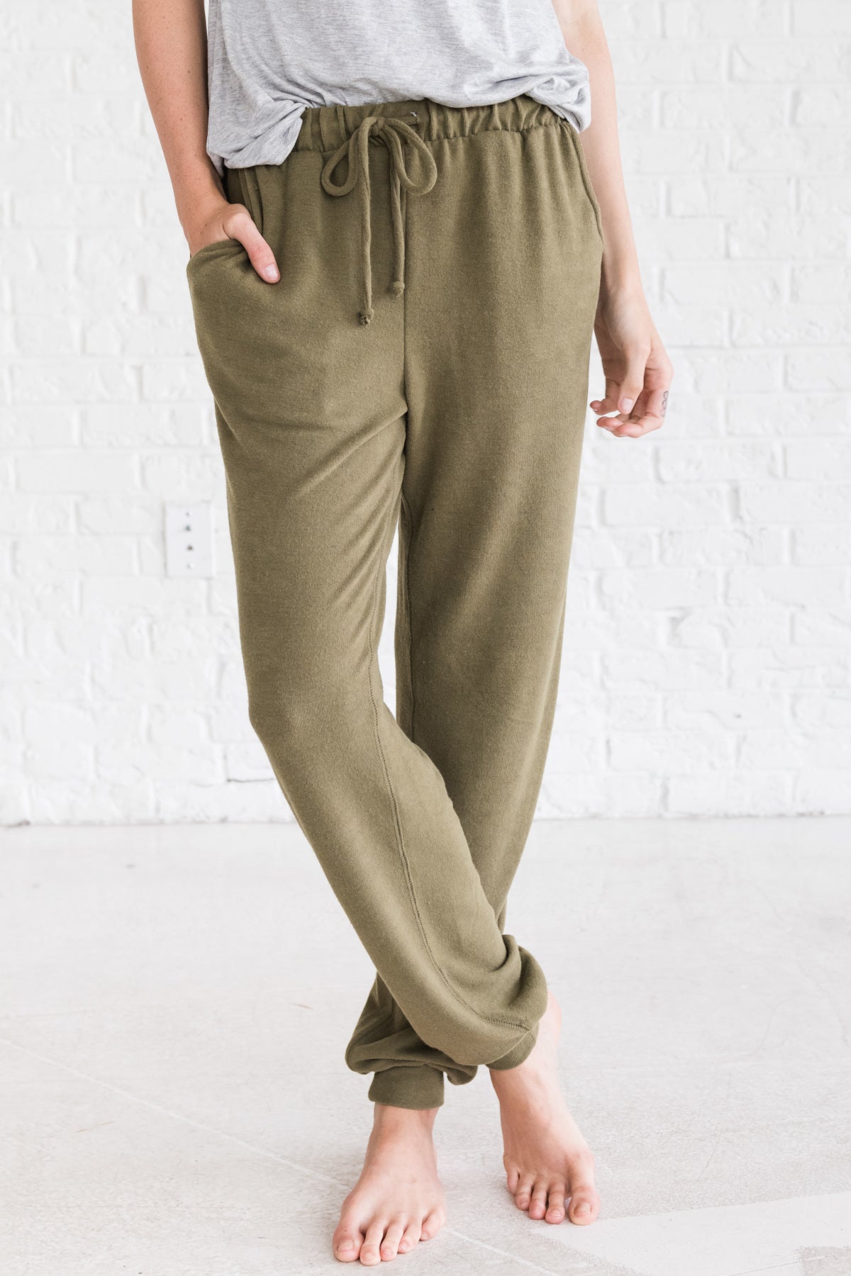 olive joggers women