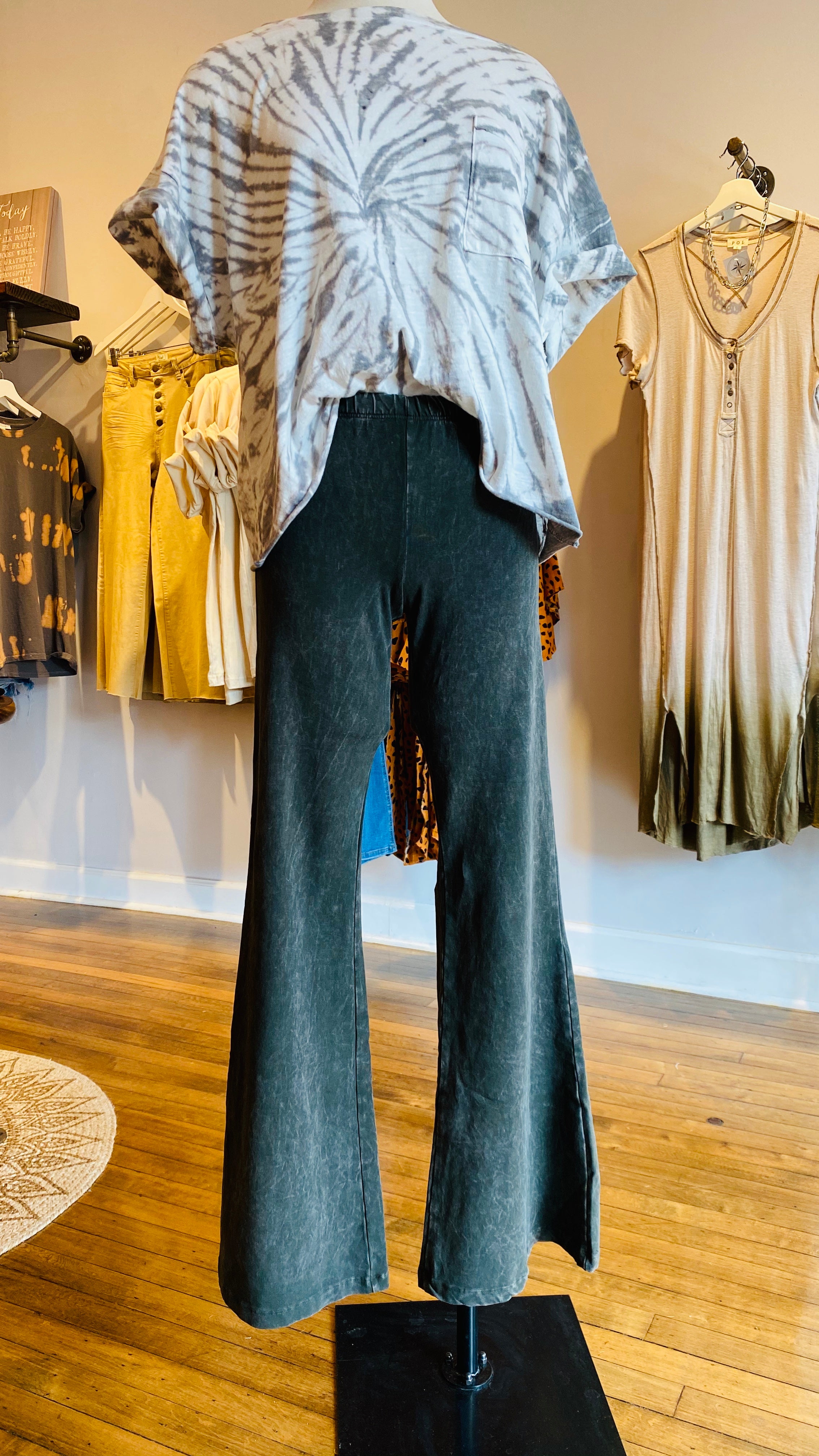 flare pants boutique