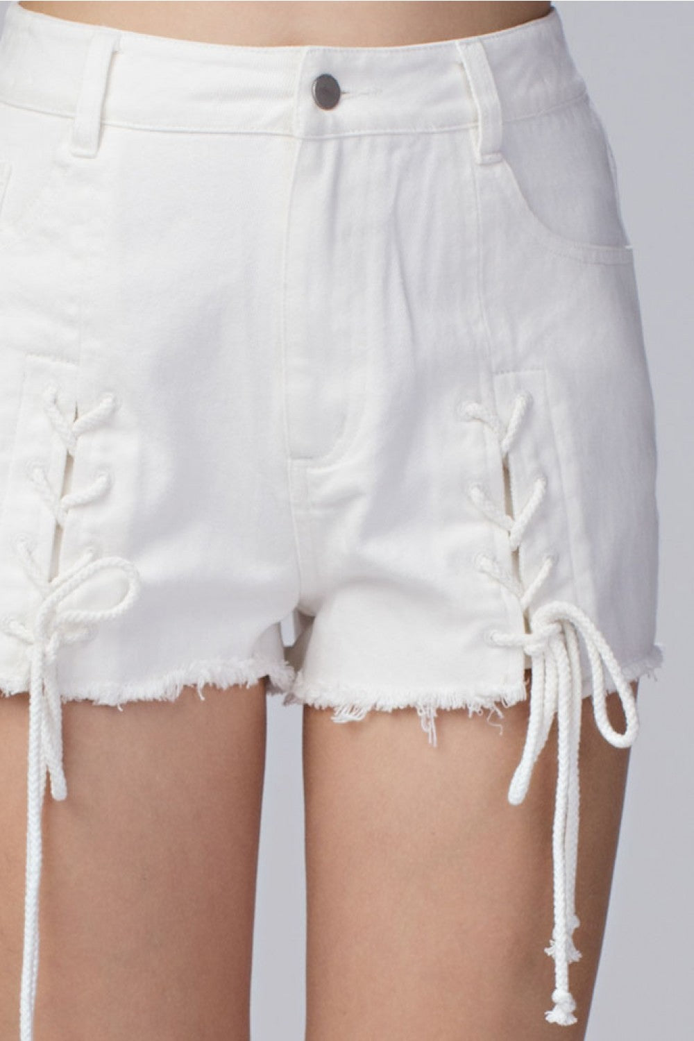 denim shorts with white lace