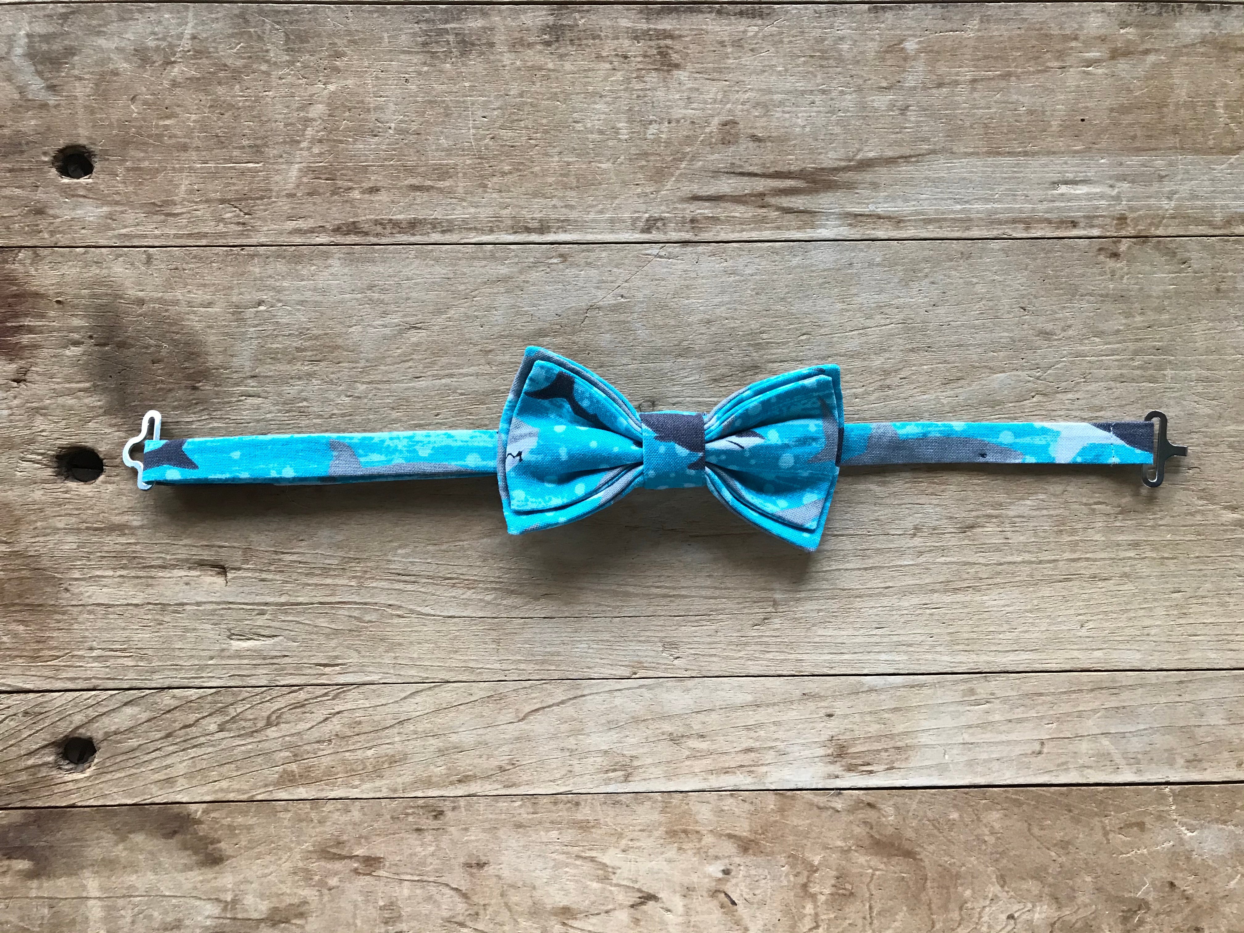 Dapper Lad Shark Bow Tie