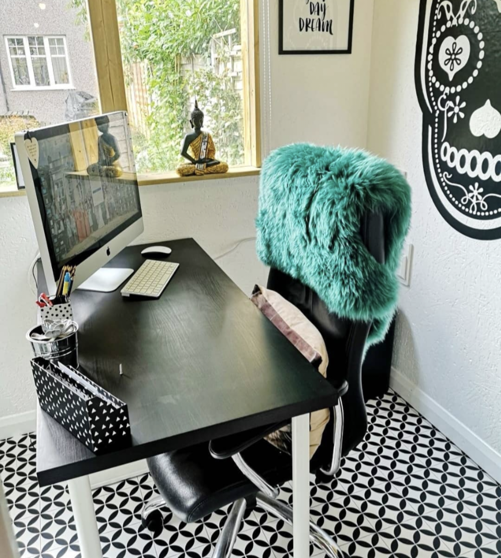 The best home office essentials for creating a stylish, relaxing, and  productive WFH sanctuary