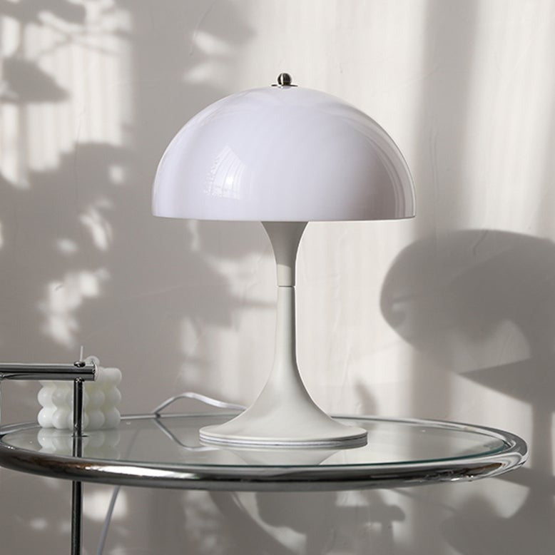 variabel Oceanië Actief Buy Replica Panthella Mushroom Table Lamp at 20% Retail – Staunton and Henry