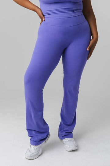 Cloud II Trouser - Women's Black Flare Yoga Pants – Vitality