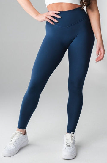 The Formation Pant - Women's Light Blue Heather Leggings – Vitality  Athletic Apparel