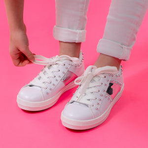 trendy girls trainers