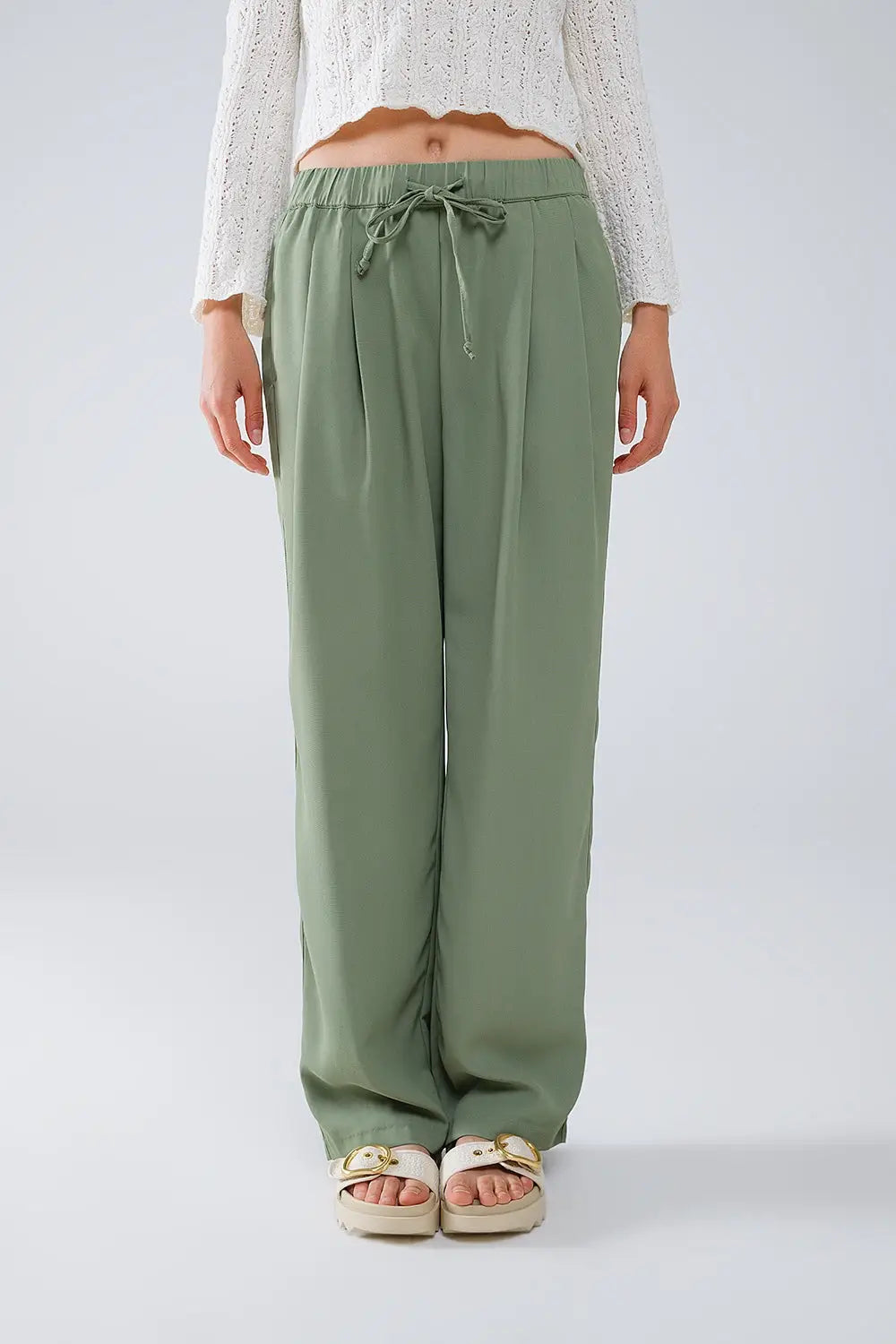 Pants In Green With Front Pockets And Drawstring Closing