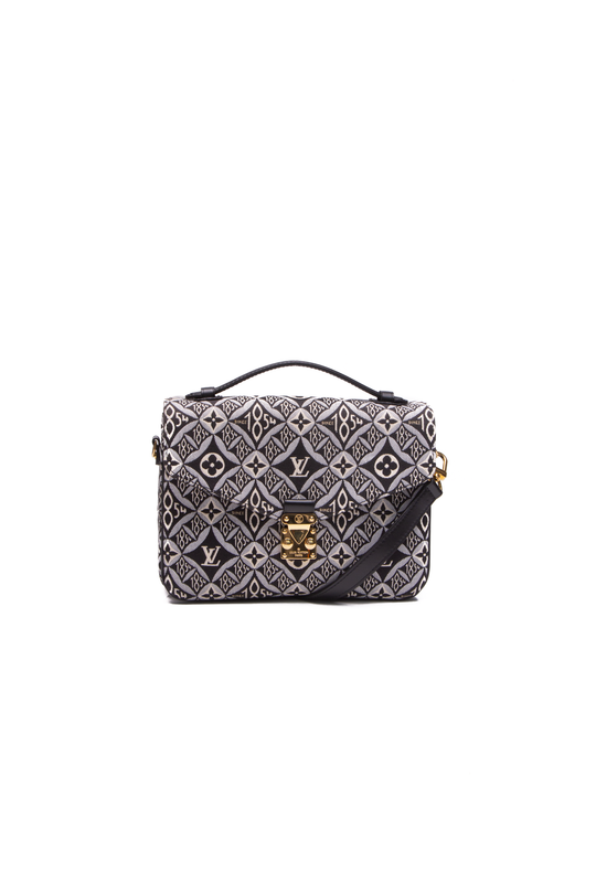 Louis Vuitton Caisa Wallet - Couture USA