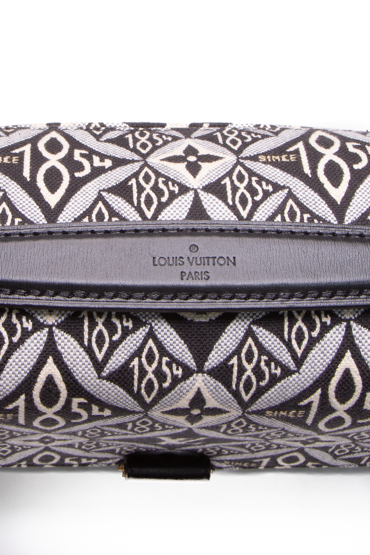 Louis Vuitton Black 2054 Expandable Polochon (LCIP) 144010002656 – Max Pawn