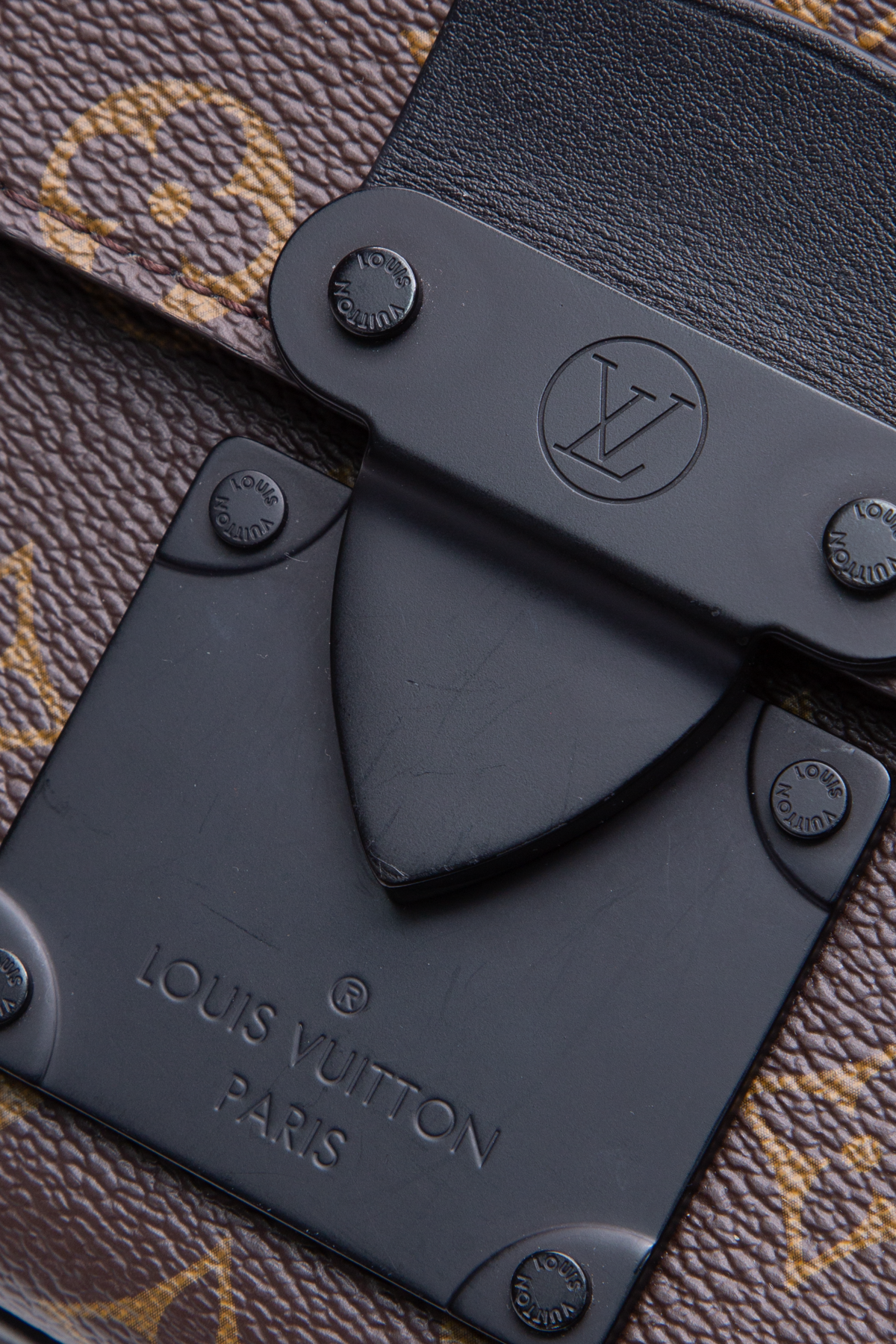 Louis Vuitton Taurillon Monogram Cruiser Hobo PM - Grey Messenger Bags, Bags  - LOU763985