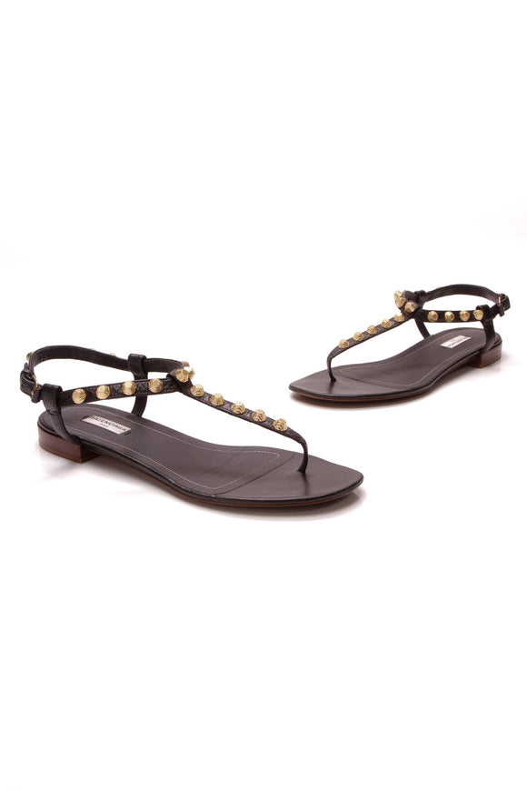 T-Strap Studded Thong Sandals - Black Size 39 – Couture USA