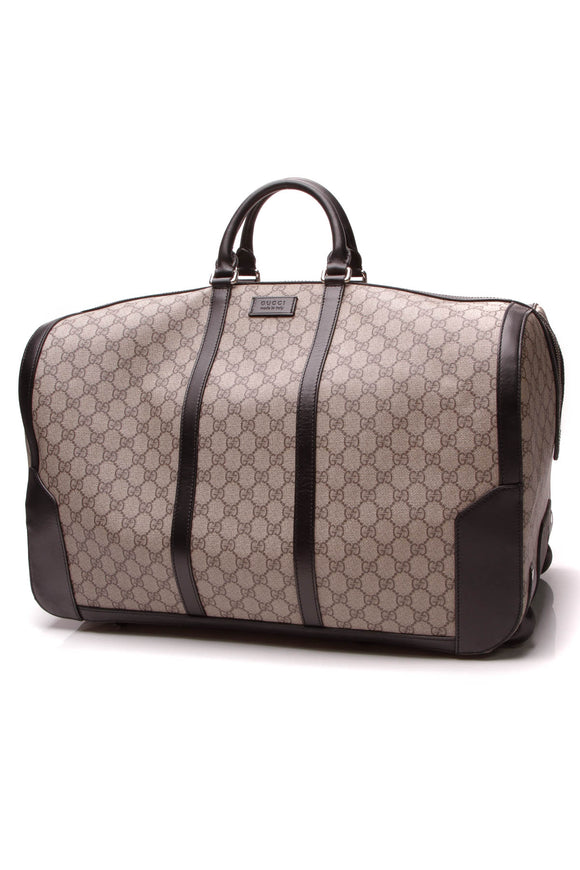 gucci rolling duffle bag