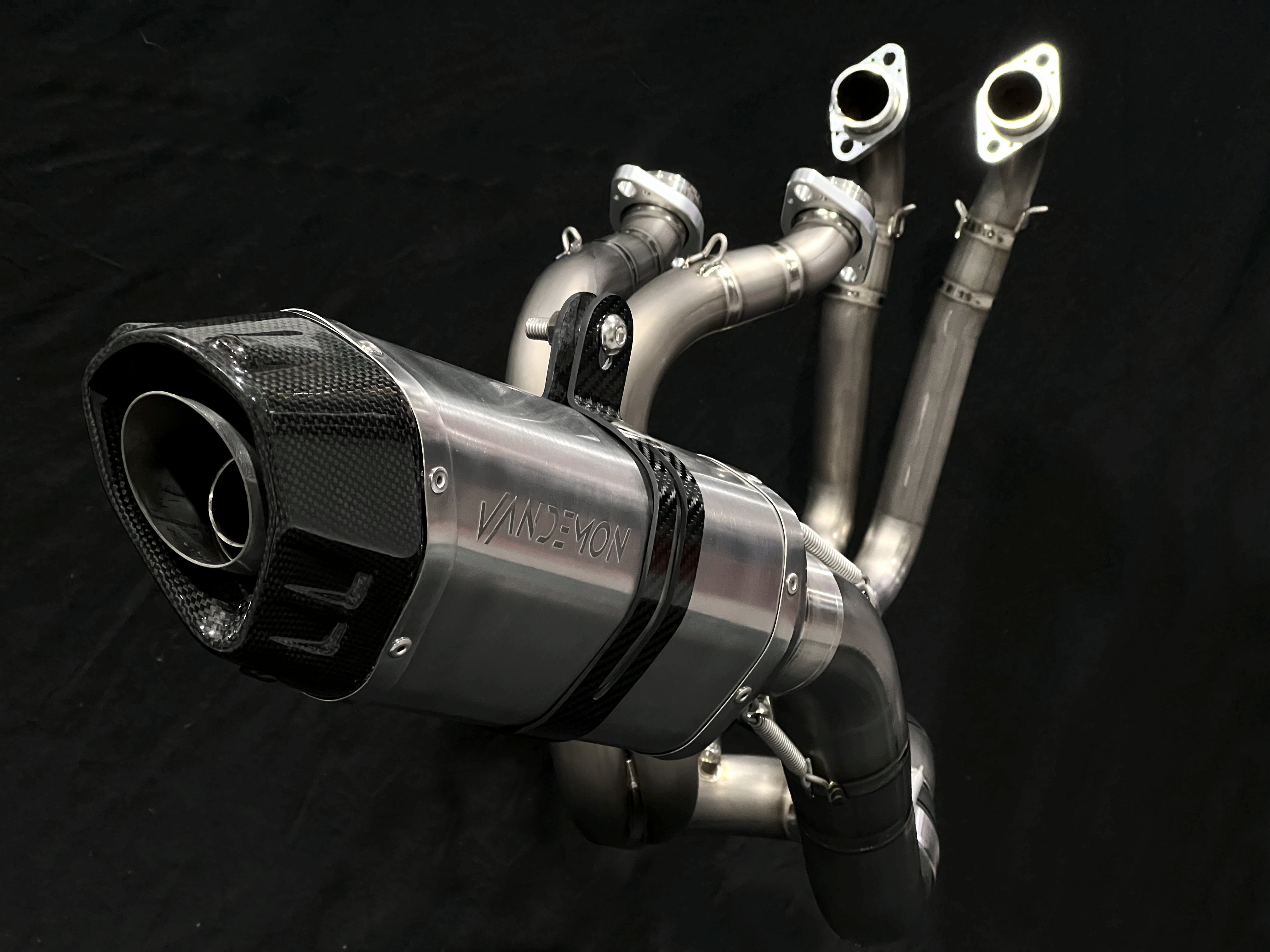 サイレンサー エキゾーストサイレンサーマフラードミネーターラウンドAprilia RSV4 Exhaust ROUND 2015 DOMINATOR  RR silencer 2016 muffler APRILIA