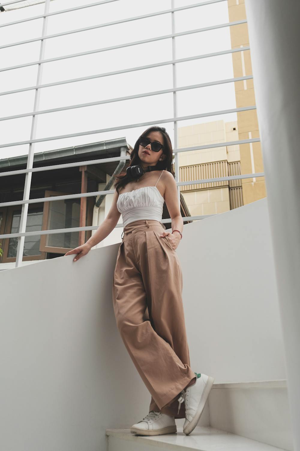 Hourglass figure trousers - neutral colored trousers