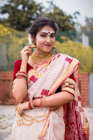 Bindi hindu wear
