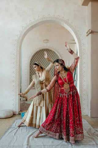 Sari hindu women wear