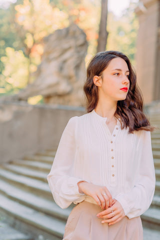 wear jury duty blouse