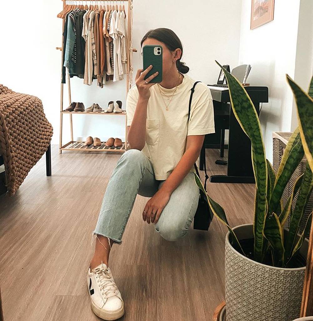 20 Amazing Capsule Wardrobe Bloggers on Instagram | Panaprium
