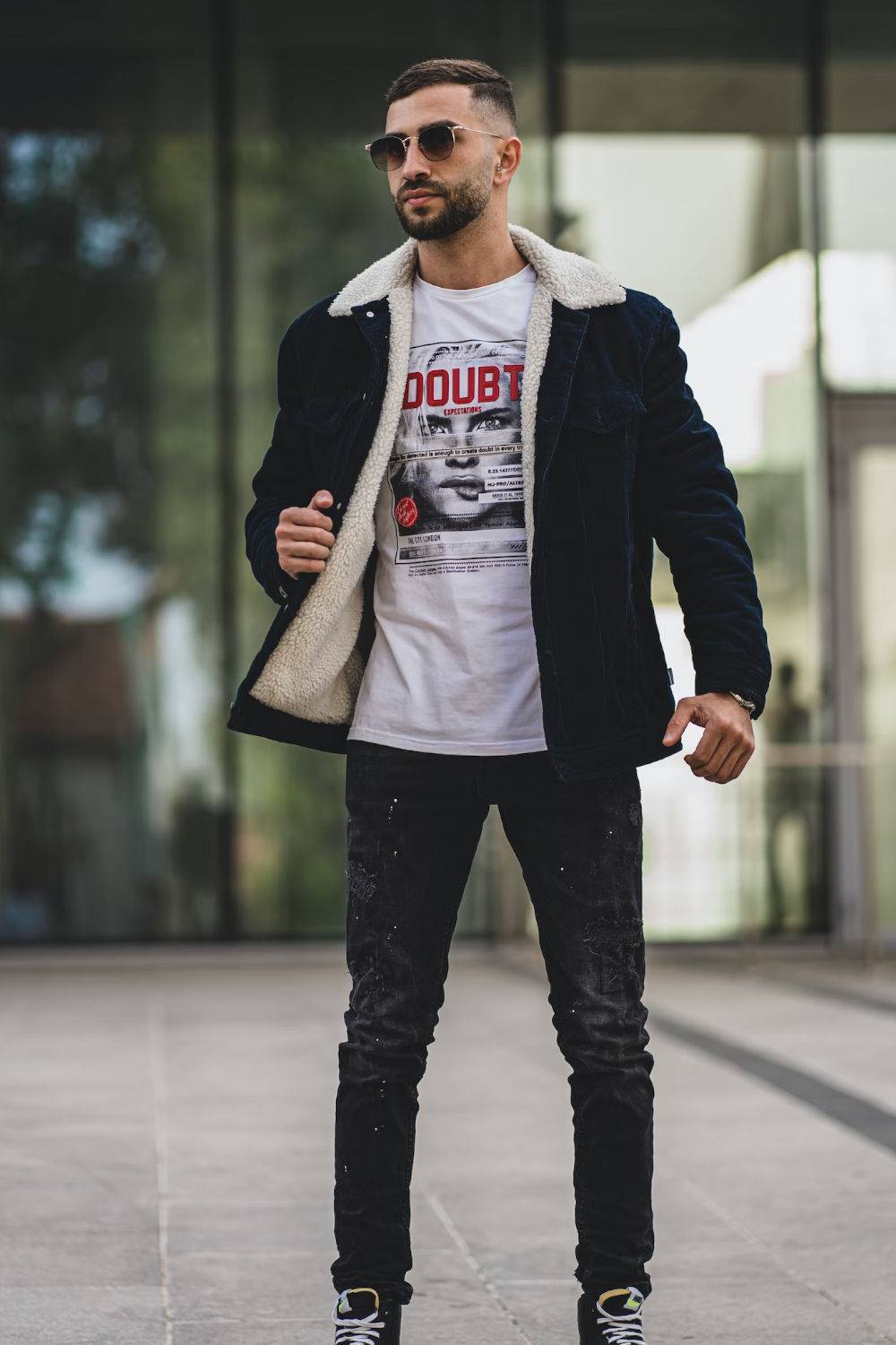 How To Dress Like A Badass Man (15 Outfits & Tips) | Panaprium