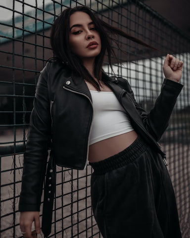 how to dress emo leather jacket