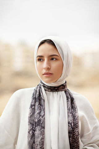 wear egypt head scarf