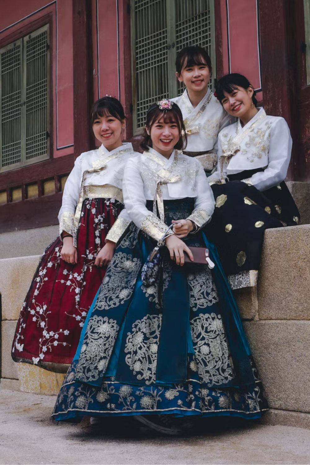 cách mặc Hanbok như người Hàn