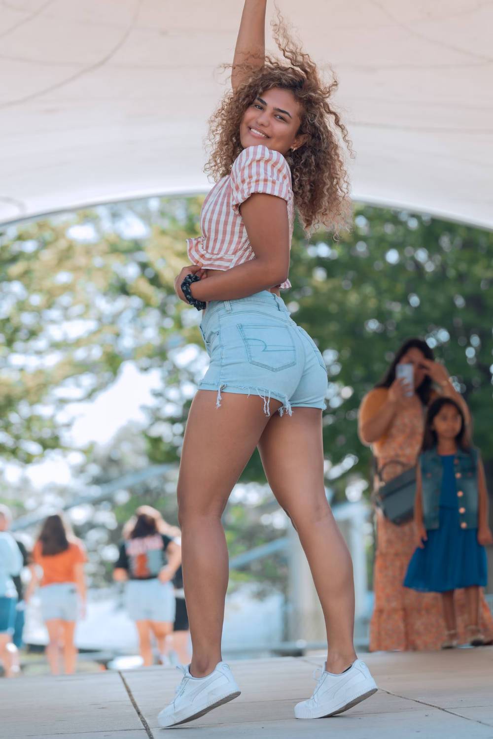 outfits impress crush denim shorts