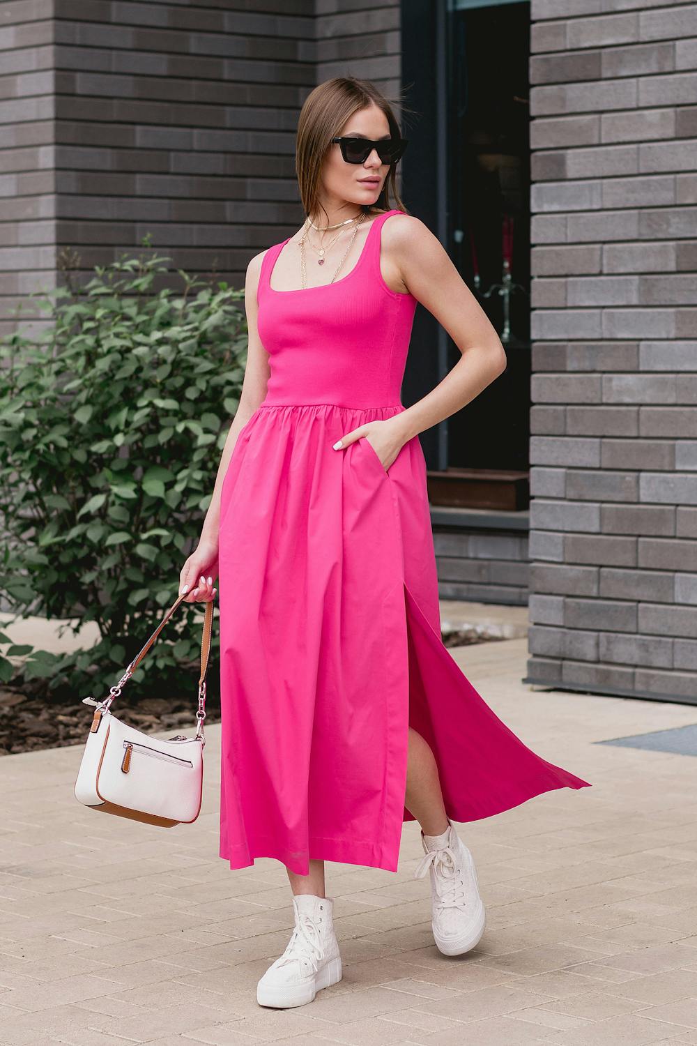 Outfits für rechteckige Körperform, rosa Kleid