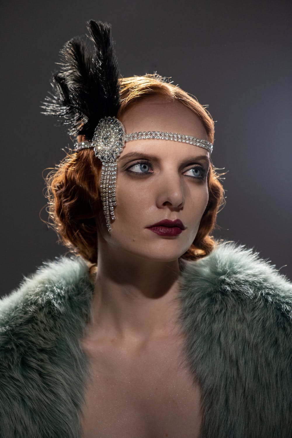 Roaring 20s party outfits flapper headband