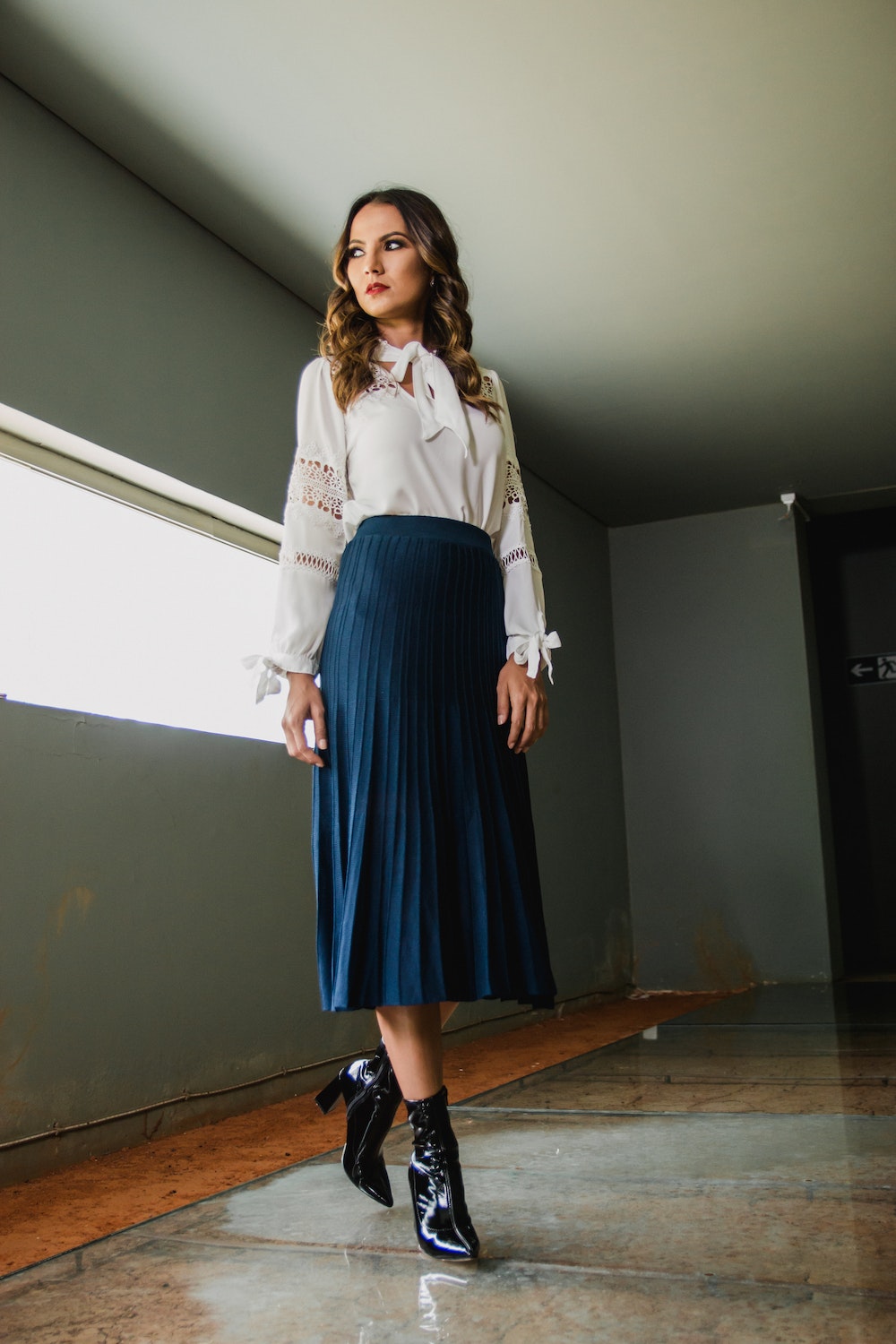 Factory job interview outfits midi skirts