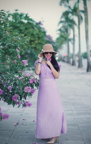 purple skirt outfits sunglasses