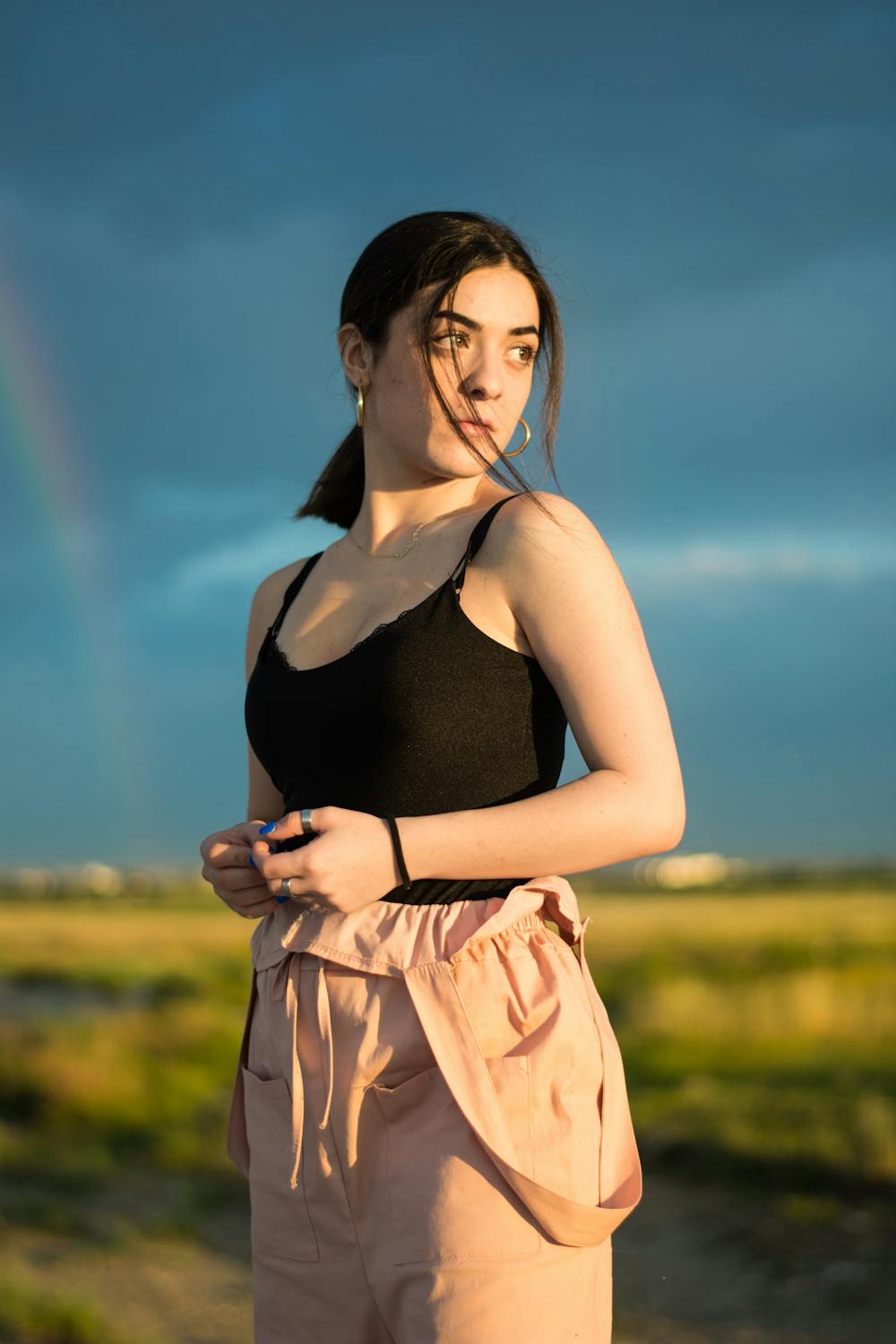 Grocery shopping outfits tank top