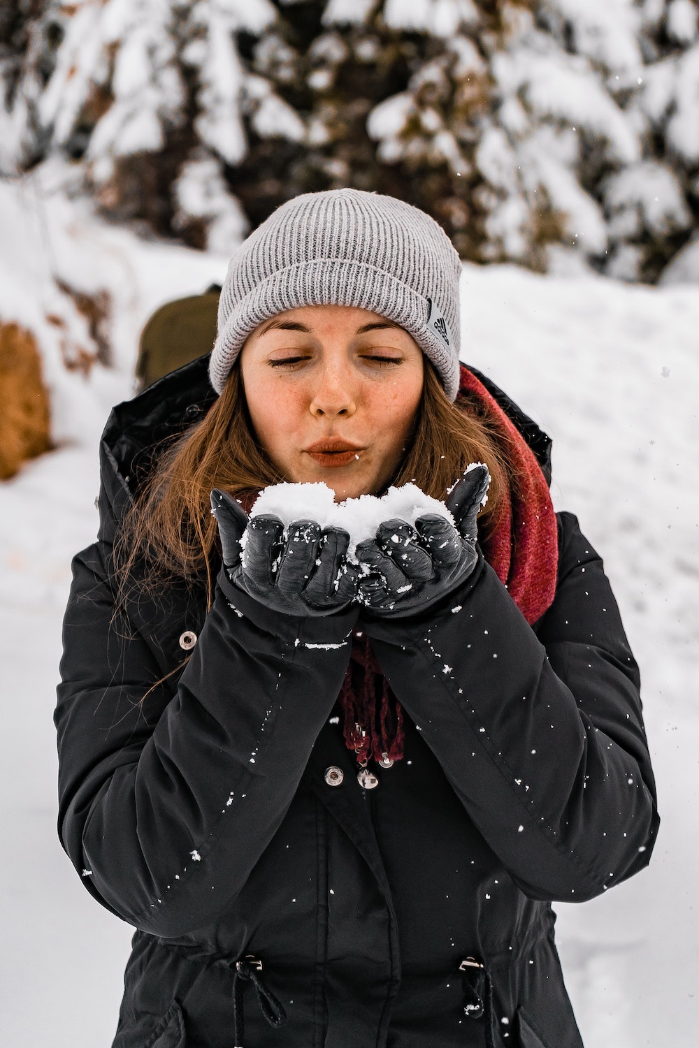 Petite capsule wardrobe scarves and gloves