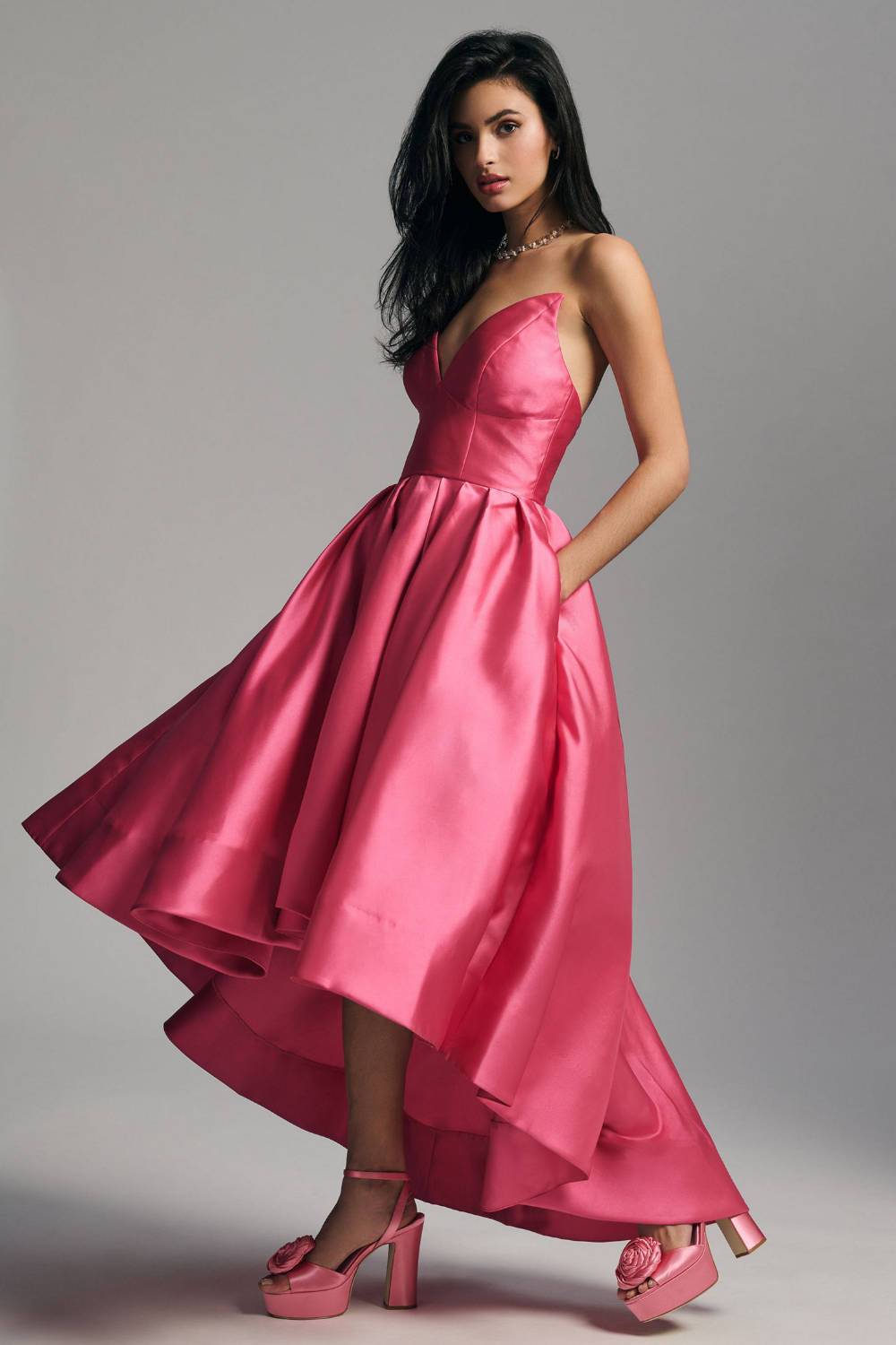 nuuly mietet Quinceanera-Kleid