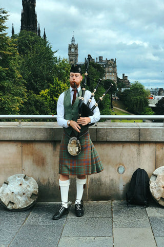 shirt under kilt wear