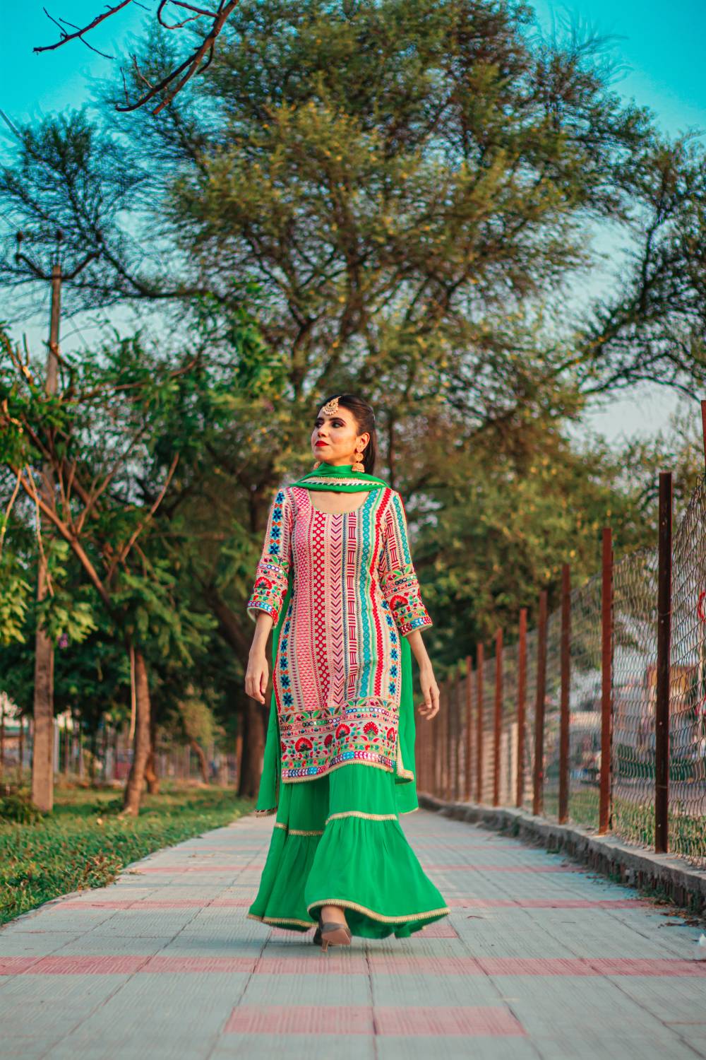 épingle de robe de créateur de mode indienne