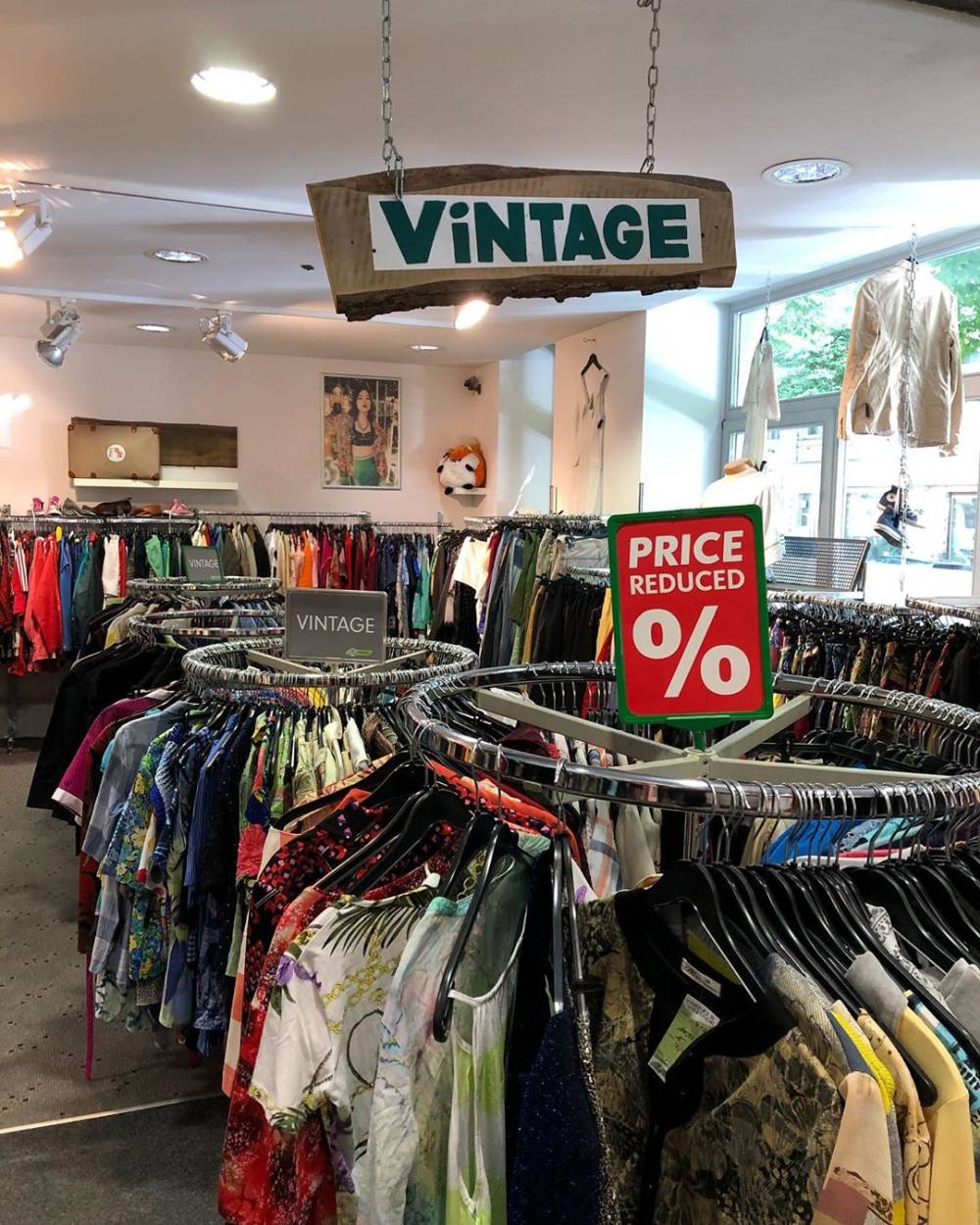 40 Best Thrift Stores In Berlin For Affordable Vintage Panaprium