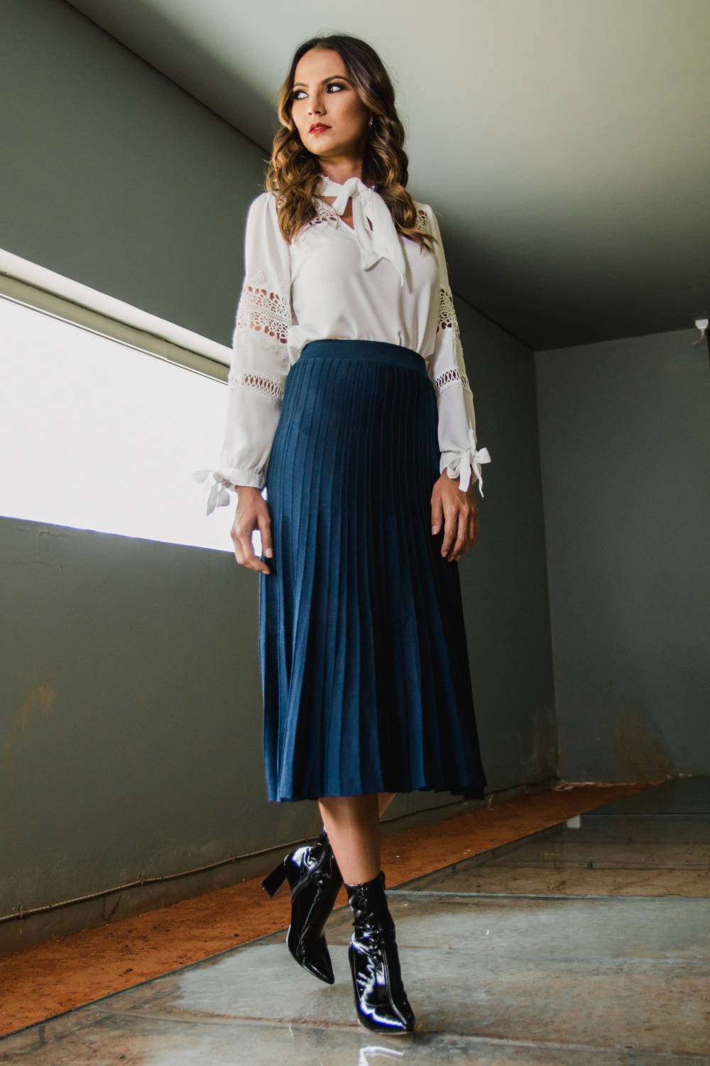 university interview outfit pleated skirt